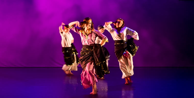 Haggara-ryhmä Tanssikeitaan kevätnäytöksessa 2011